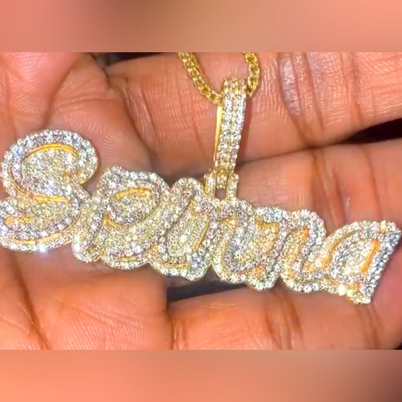 CUSTOM DIAMOND PENDANT
